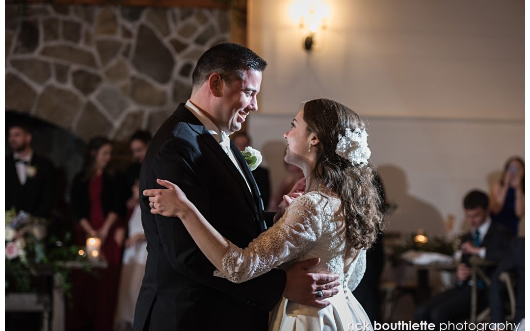 A Swoon-Worthy Thompson Inn Wedding :: Nick & Sara